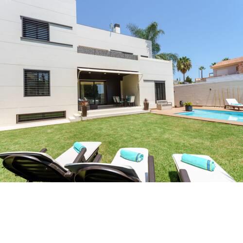 Villa Riviera Beach & Garden