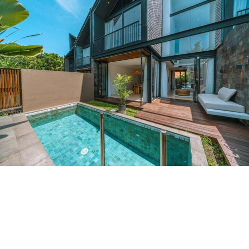 Villa RIZR: Industrial 3BR villa nearby Berawa Beach