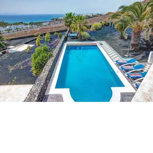 VILLA RODEA