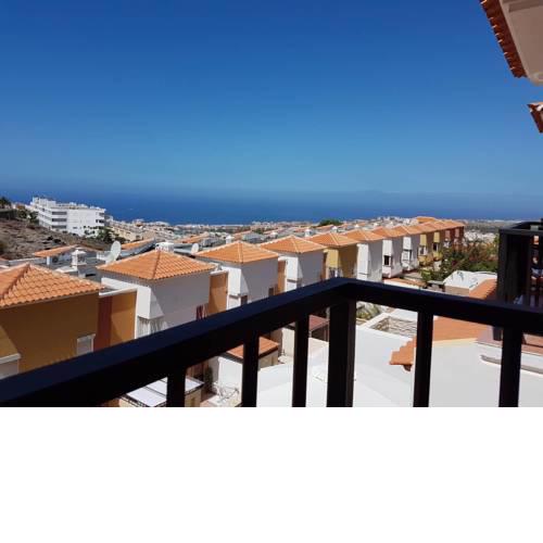 Villa Roque del Conde 3 with fantastic sea view, terrace, pool, Wifi, SAT-TV, garage