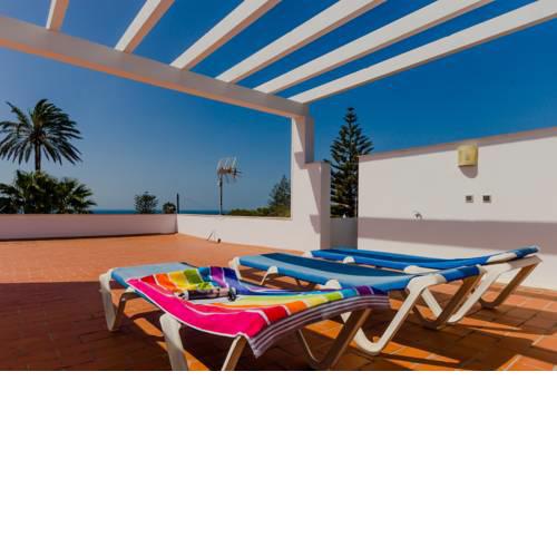 Villa Roqueo Beach