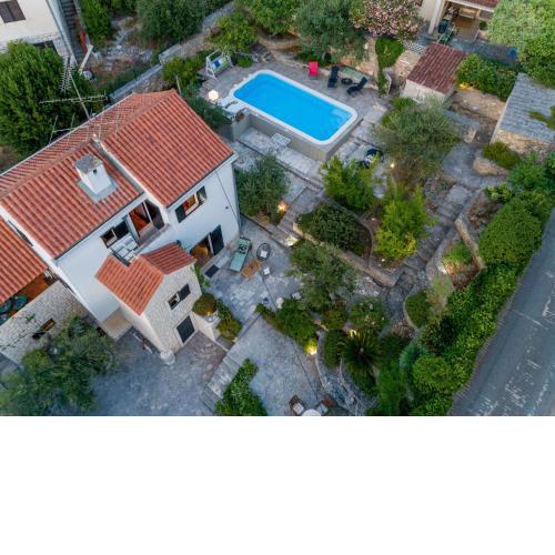 Villa Rošin with Garden&Pool