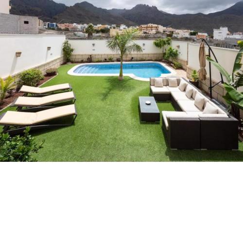 VILLA ROSSELLA &Piscina Privada