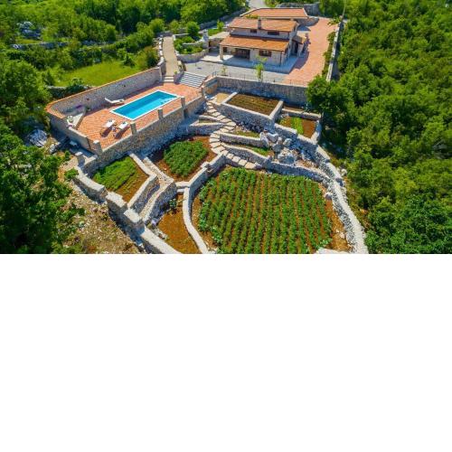 Villa Rusti - with pool