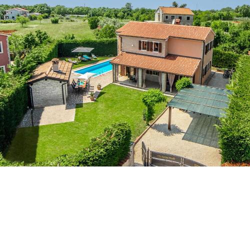 Villa Rustica Nicole by Villa Plus