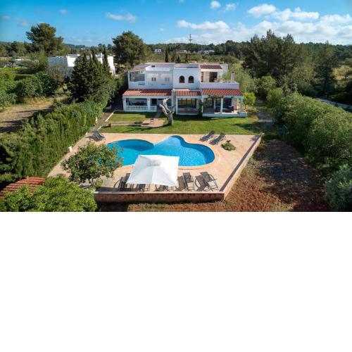 VILLA SA FINCA
