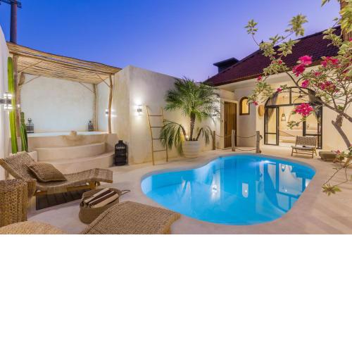 VILLA SALEYA with JACUZZI