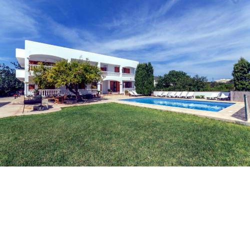 Villa Sant Jordi- Nice house with private pool and 6 bedrooms