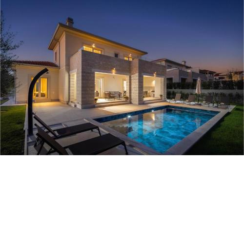 Villa Santina