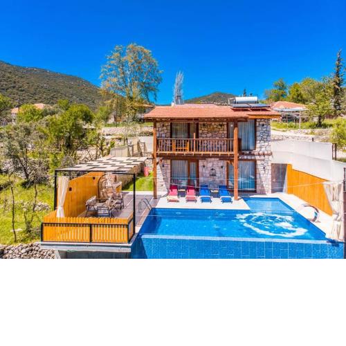 Villa Senir -Doğayla iç içe size ait havuzlu villa
