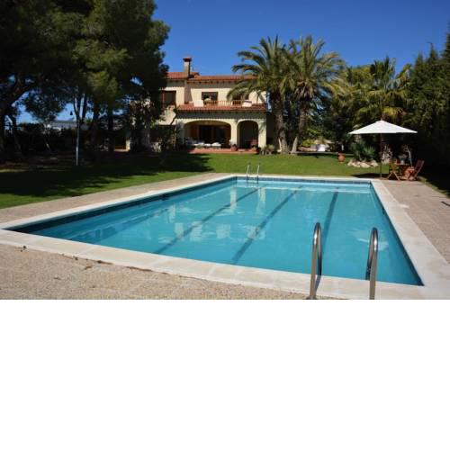 Villa Sitges Colibri a 12 min Sitges. Renovada 2019