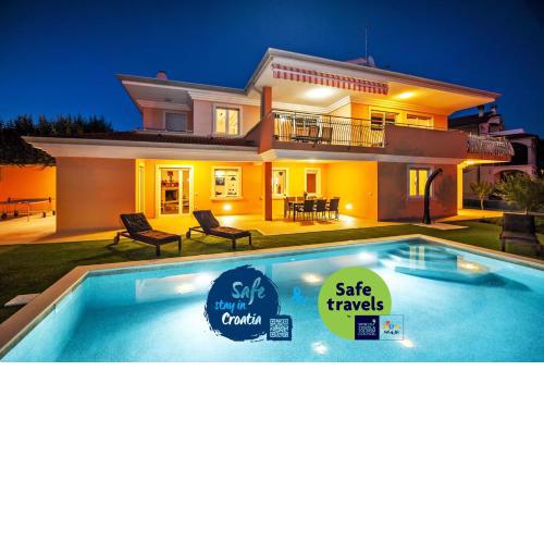 Villa SKY