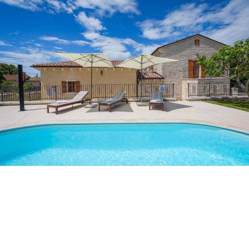 Villa Stauri