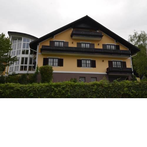 Villa Stephanie / Carla