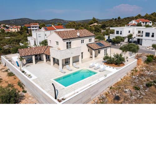 Villa Stina Jezera, Murter