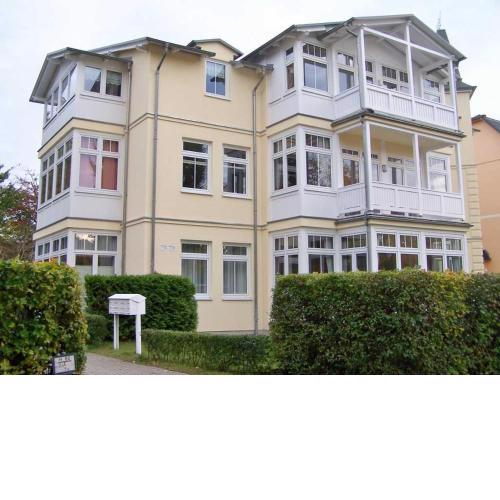 Villa Stoertebeker Fewo 5 mit kleinem Seeblick