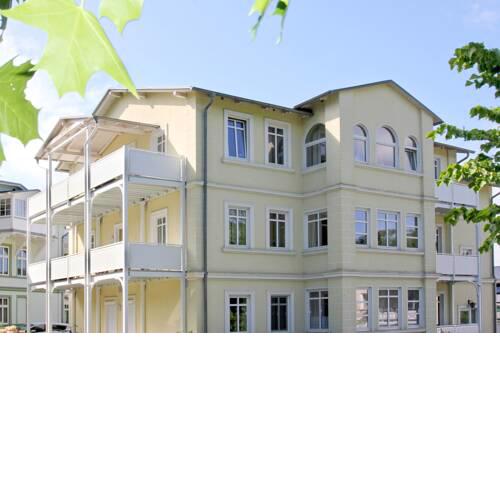 Villa Strandmuschel FeWo 4 Balkon, Blick Richtung Meer, Sauna- u Schwimmbadnutzung