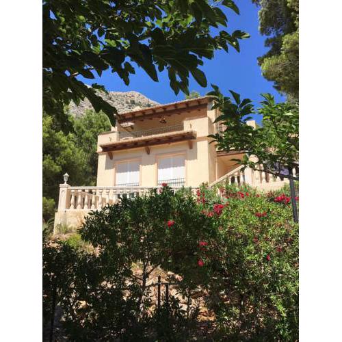 Villa Suiza