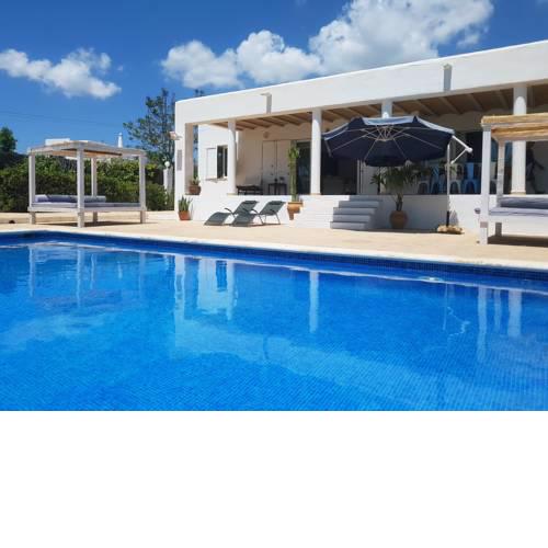 Villa Suki Ibiza: Outstanding location, great value!