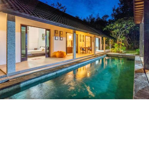 VILLA Surya 3 rooms , waterpool, near the ocean