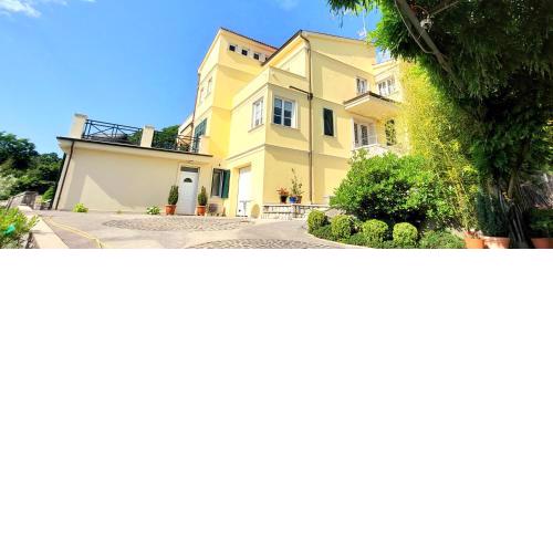 Villa Suzi, SEA VIEW, FREE PRIVATE PARKING