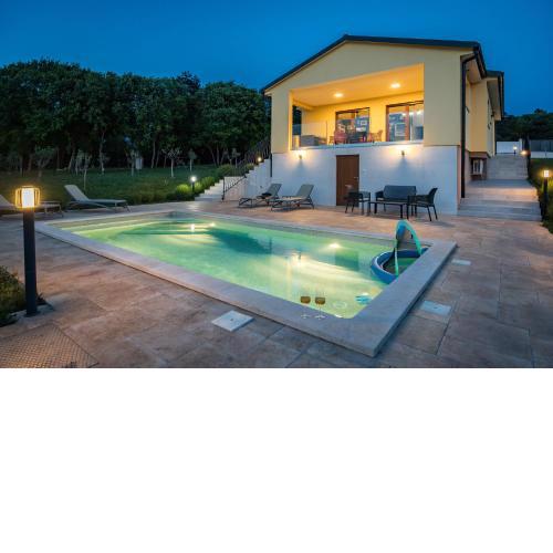 Villa Tai in Barban with outdoor playground and private pool