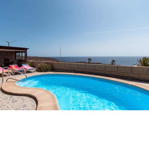 Villa Tania: villa with private pool and sea view