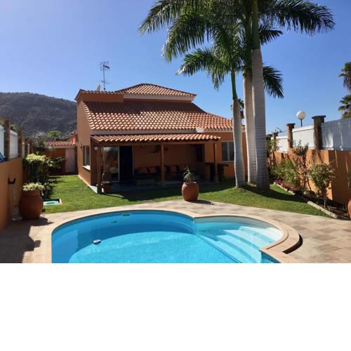 Villa Tauro Country Club