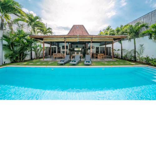 Villa Teman Eden, 4BR prime location Seminyak Beach