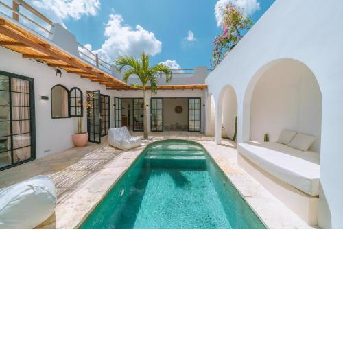 Villa The View : Tropical & Mediterranean 2BR Villa in Canggu
