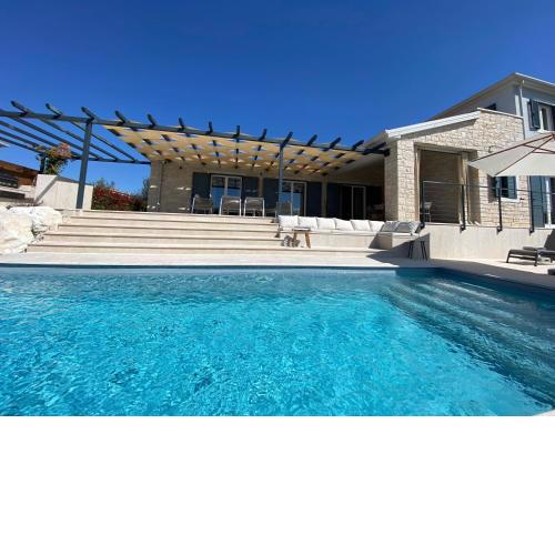 Villa Tina Maria with seaview near Porec