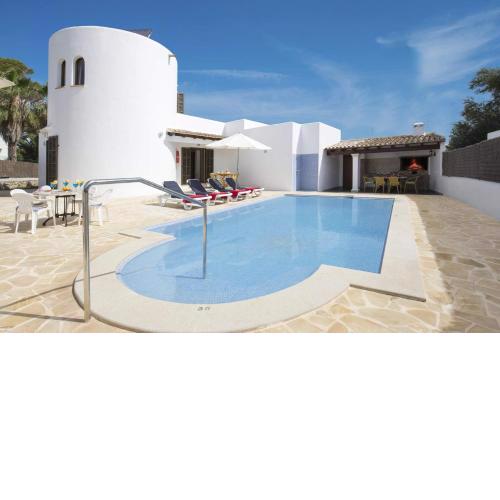 Villa Torreon by Villa Plus