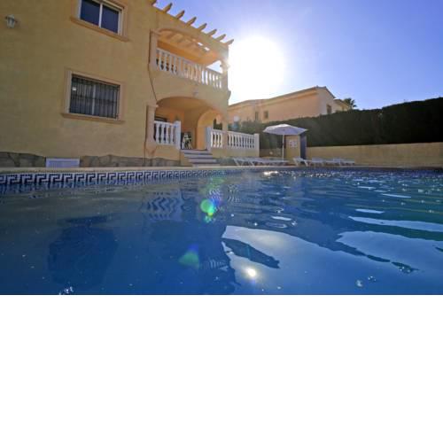 Villa Tosal con 6 dormitorios, wifi, parking, jardín y piscina privada