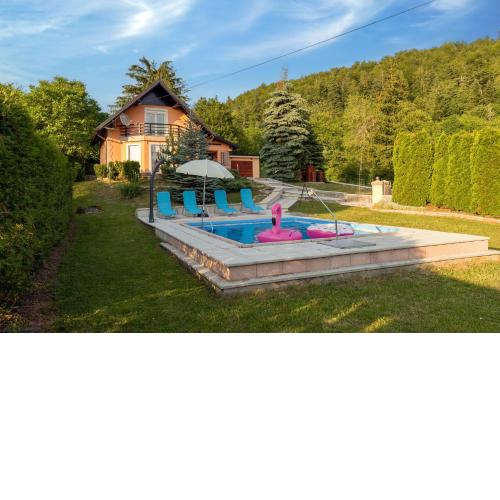 Villa Tratea - With Pool