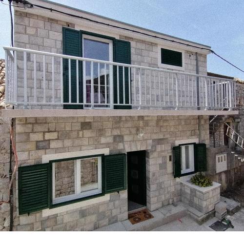 Villa Tri sulara