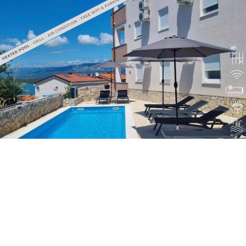 Villa Triés with heated pool in Klimno