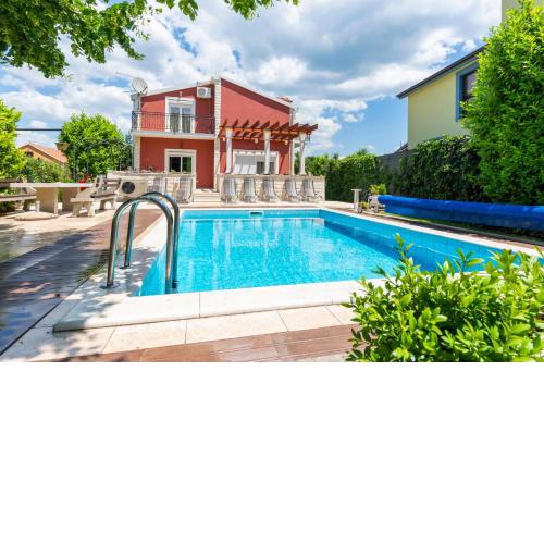 Villa Trilj