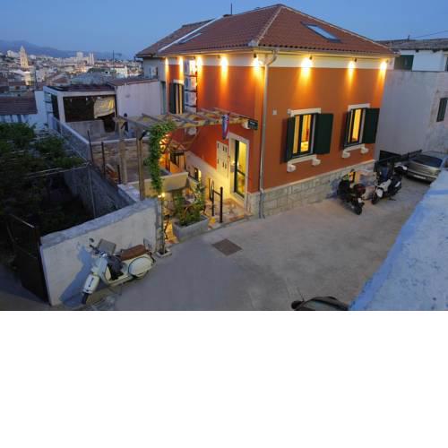 Villa Urbi et Orbi