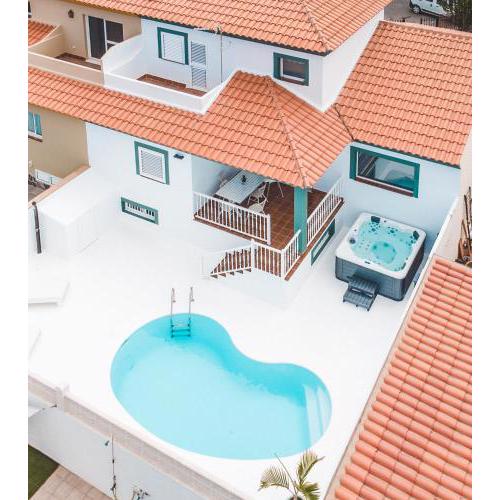 Villa Veaco Beach with jacuzzi and private pool