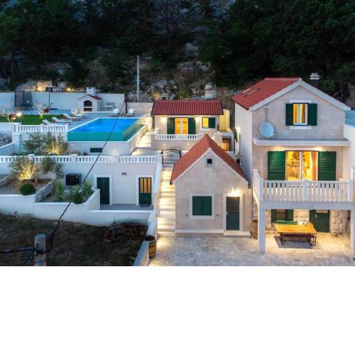 Villa Velon