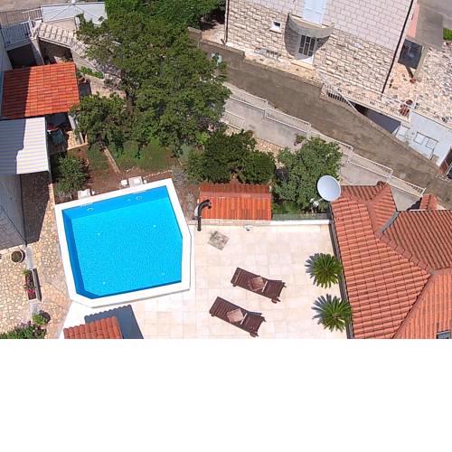 Villa Vica