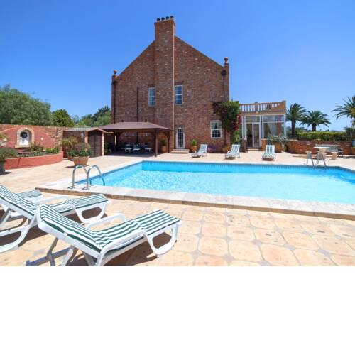 Villa Victoria