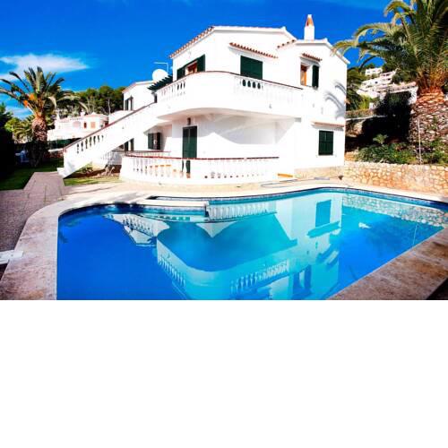 Villa Vidal is a great 3 bedroom 2 bathroom Son Bou villa close to the beach