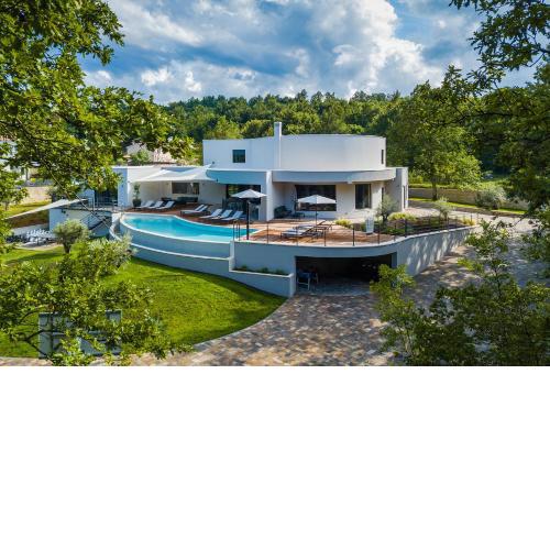 Villa Viktor Tireli
