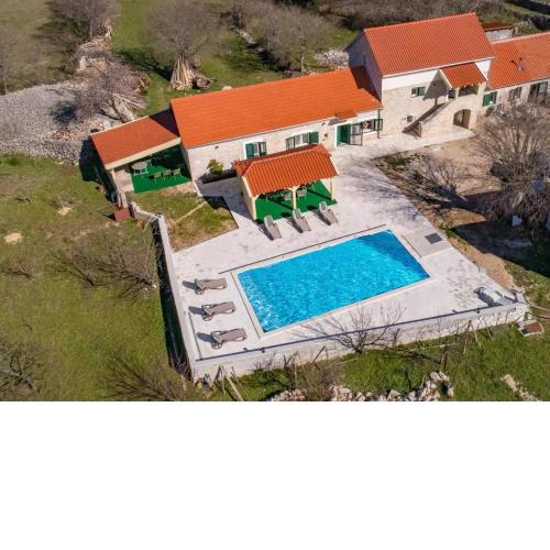 Villa Villa Karaga - with private pool