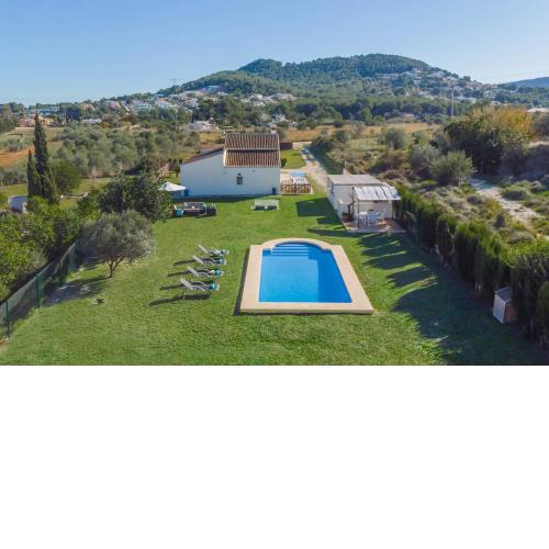 Villa Vinyes by Villa Plus