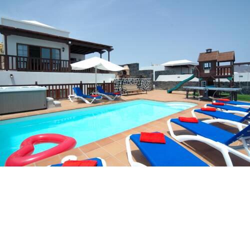 Villa Vista De Lobo Cuatro - 5 Bedroom villa - Indoor entertainment centre - Perfect for families