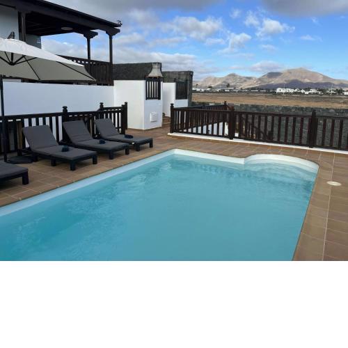 Villa Vista Reina - Luxury 6 Bedroom Villa - Vista Lobos - Playa Blanca