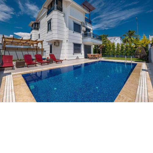 Villa w Jacuzzi, Private Pool, Garden in Antalya