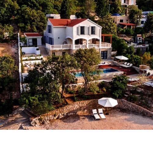 Villa Waterfront Dream A Stunning 4 Bedroom Villa Cinema Room Wine Cellar